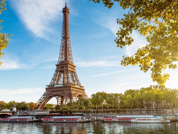 Hướng dẫn thủ tục xin visa đi Pháp chuẩn nhất cho người mới