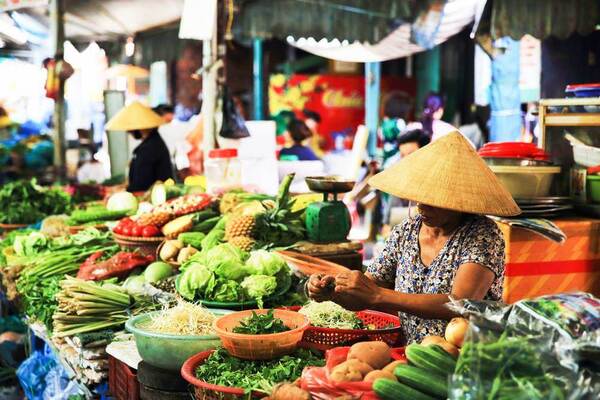 thấy đi chợ