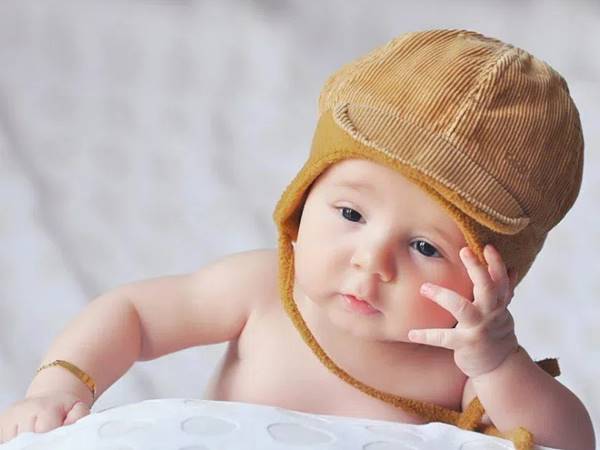 Tư vấn xem tên con hợp tuổi bố mẹ chuẩn phong thủy 2