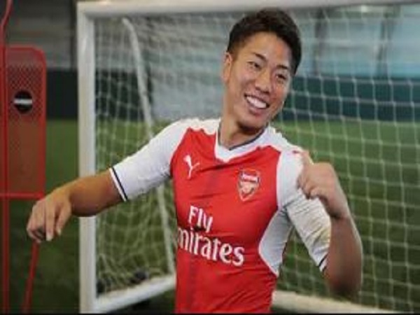 Hành trình của cầu thủ Nhật Bản đá cho Arsenal và sự vươn lên tại châu Âu