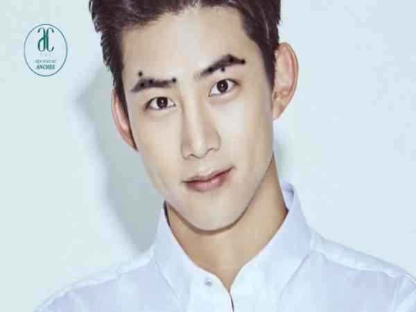 nốt ruồi trên lông mày phải nam