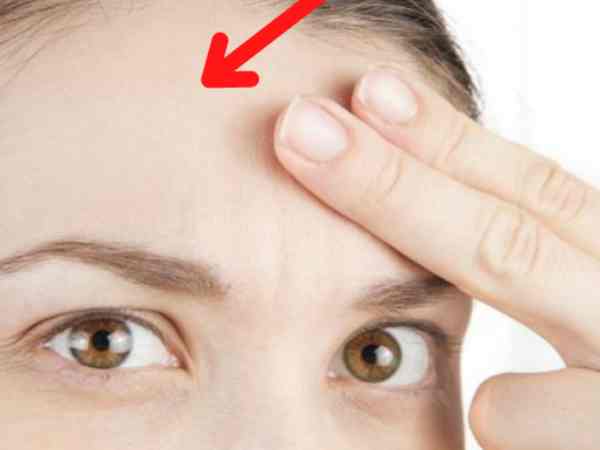 Phụ nữ trán lõm trong nhân tướng học Phụ nữ trán lõm trong nhân tướng học